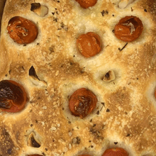 Carregar imagem no visualizador da galeria, focaccia tomate e alhos assados