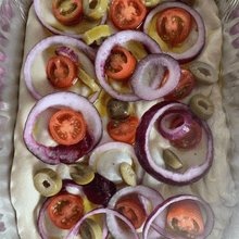 Carregar imagem no visualizador da galeria, focaccia tomates,azeitona e cebola