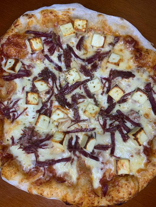 Pizza carne seca com queijo coalho grande 35cm