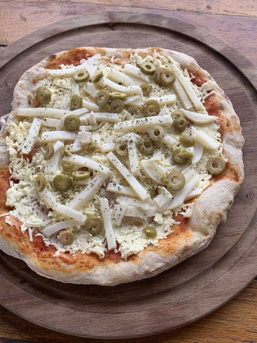 Pizza palmito e azeitona vegana